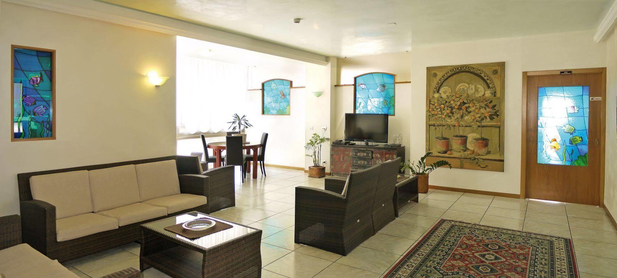 Hotel La Brezza Frontemare 3*
